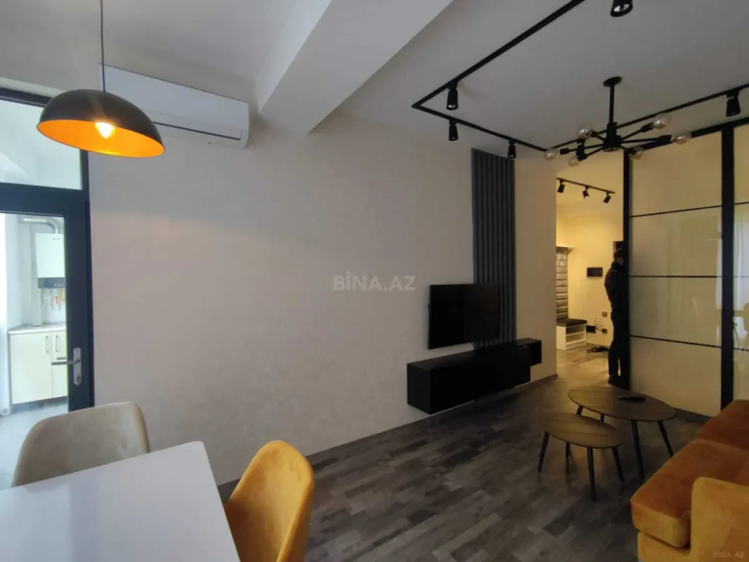 Kirayə verilir 2 otaqlı mənzil 65.1 m²