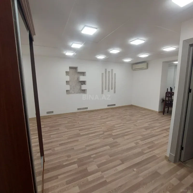 Kirayə verilir 2 otaqlı ofis 55 m²