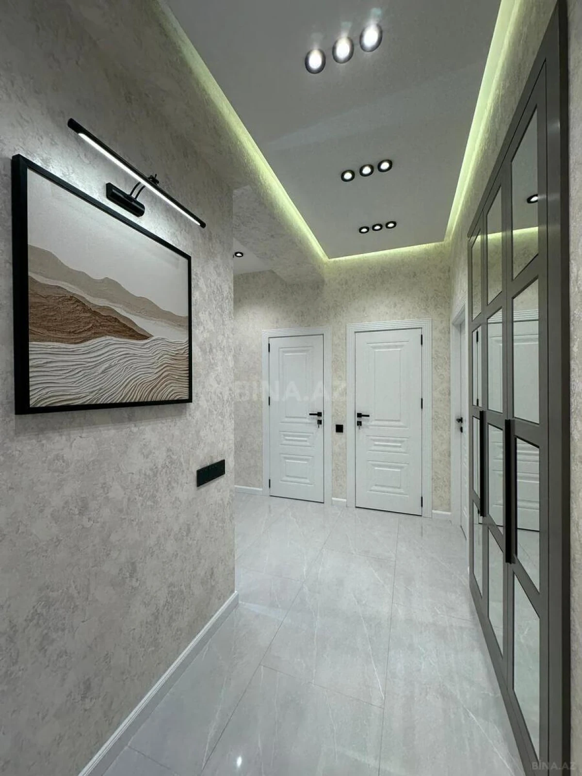 Satılır 3 otaqlı mənzil 91 m²