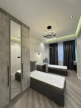 Satılır 3 otaqlı mənzil 91 m²
