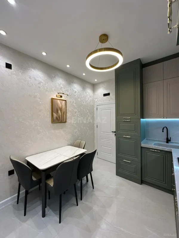 Satılır 3 otaqlı mənzil 91 m²