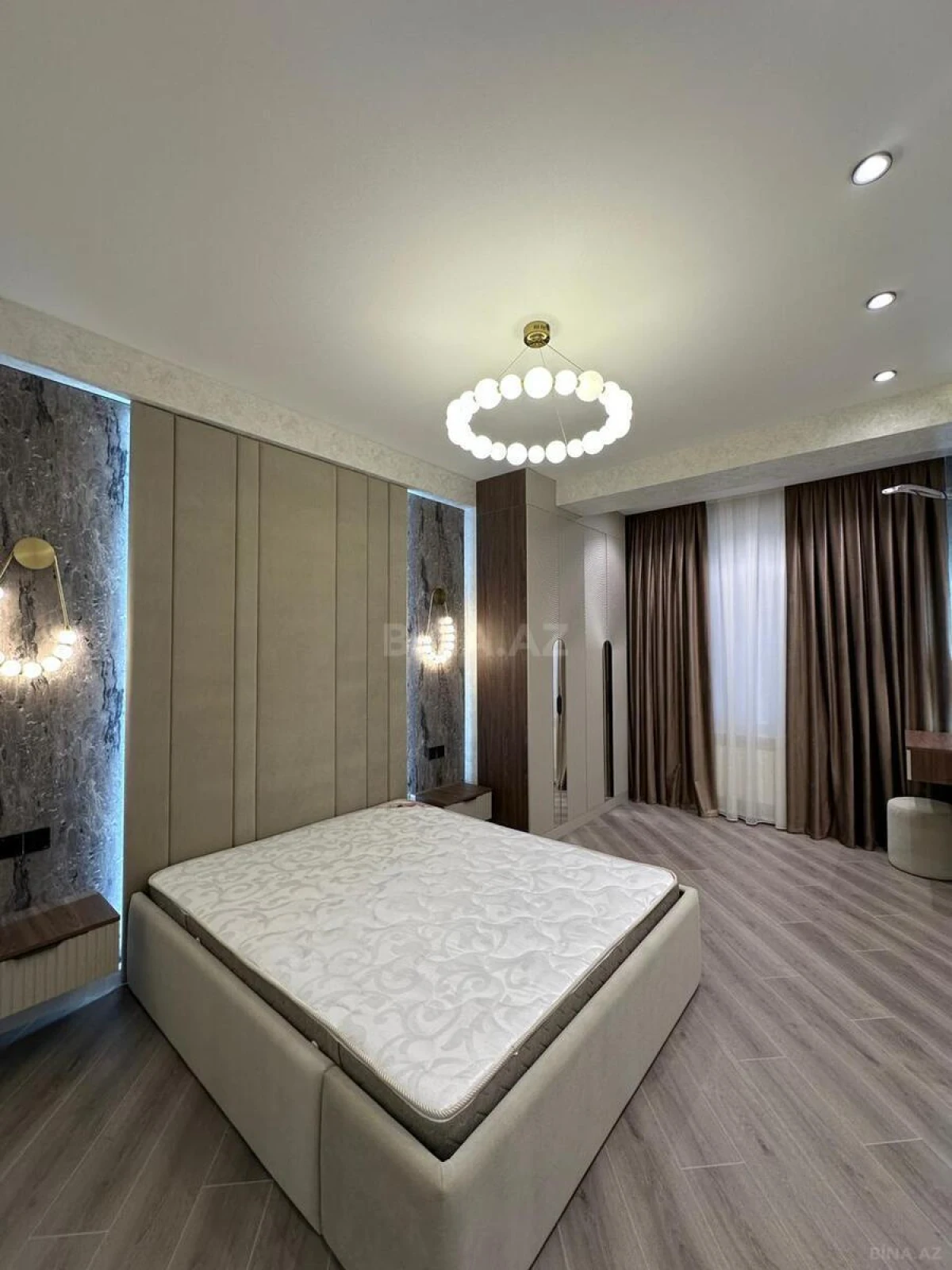 Satılır 3 otaqlı mənzil 91 m²