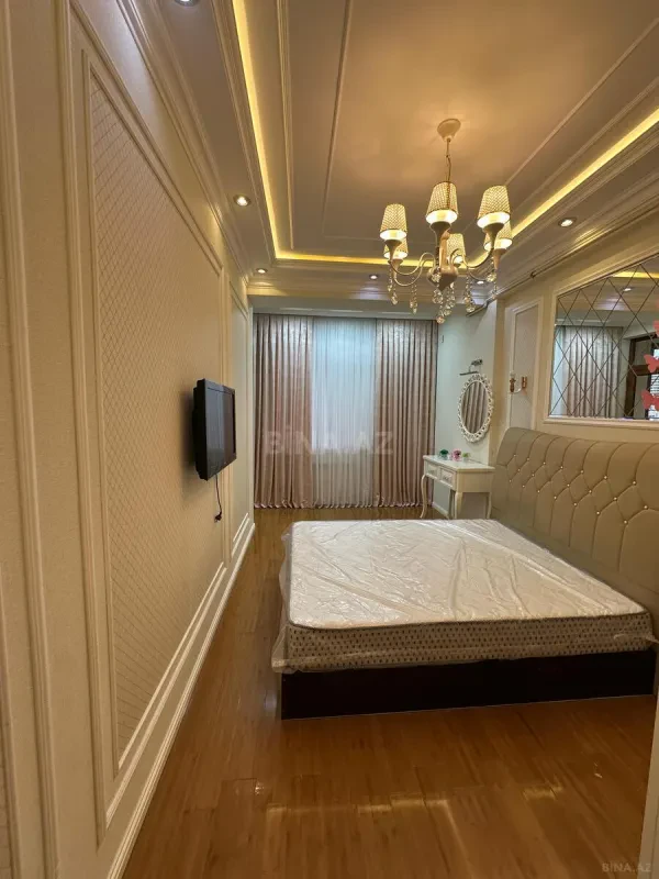 Satılır 2 otaqlı mənzil 85 m²