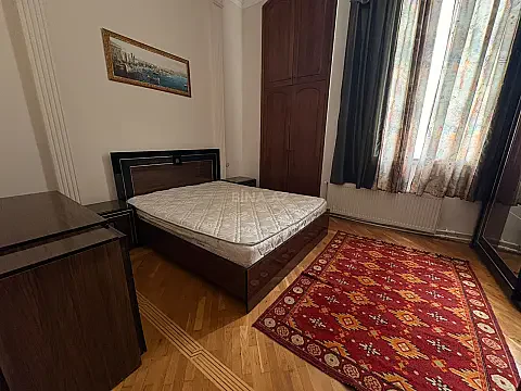 Kirayə verilir 5 otaqlı mənzil 142 m²