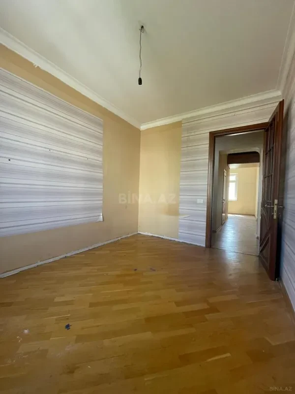 Satılır 3 otaqlı mənzil 90 m²
