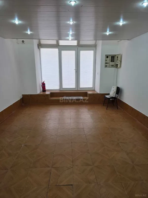 Kirayə verilir 2 otaqlı ofis 60 m²
