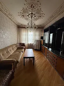 Satılır 5 otaqlı mənzil 120 m²