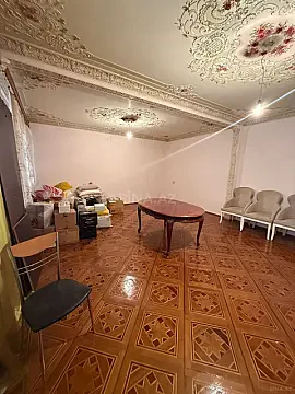 Satılır 5 otaqlı mənzil 120 m²