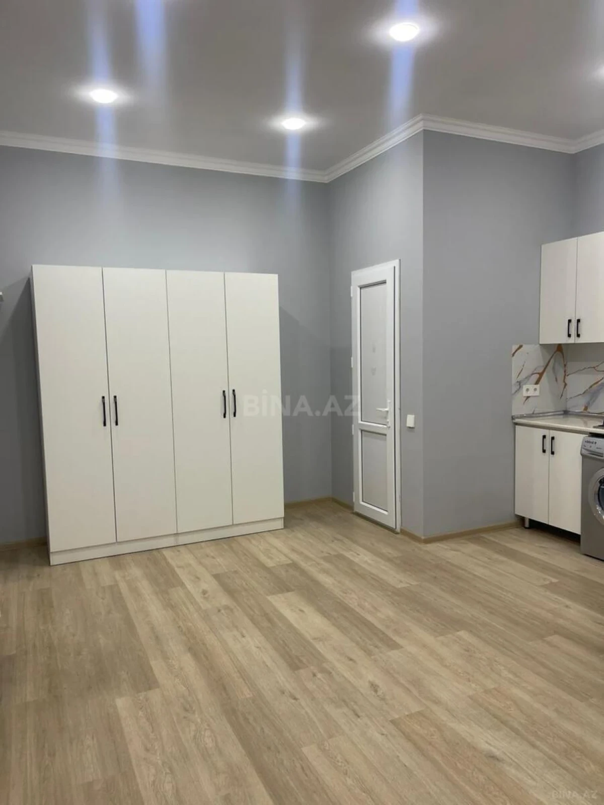Kirayə verilir 1 otaqlı mənzil 42 m²