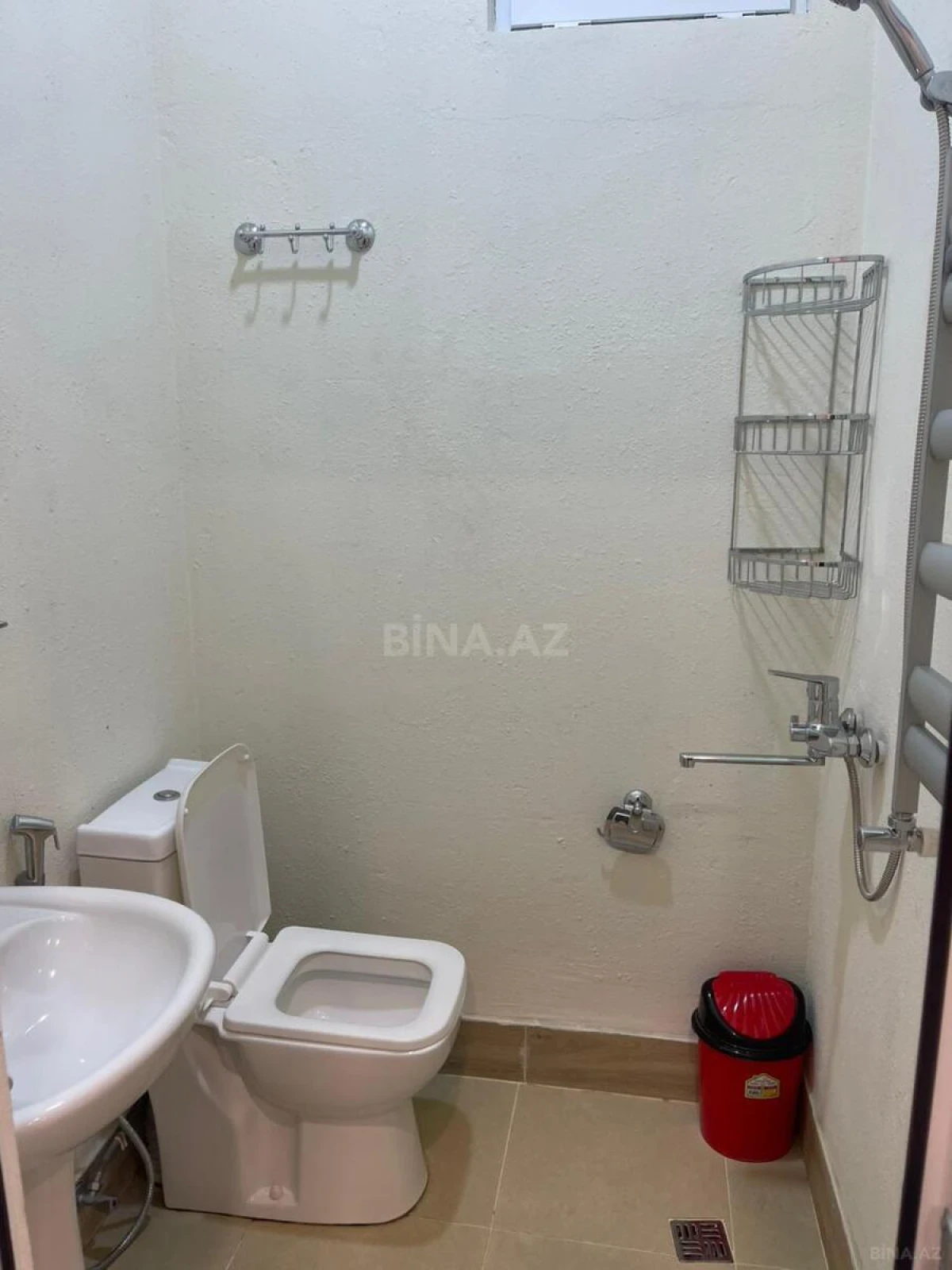 Kirayə verilir 1 otaqlı mənzil 42 m²