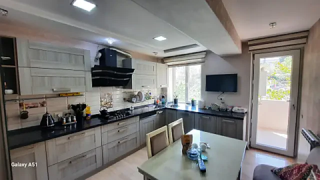 Satılır 3 otaqlı mənzil 100 m² — Bakı 3 otaq 100.00 m²