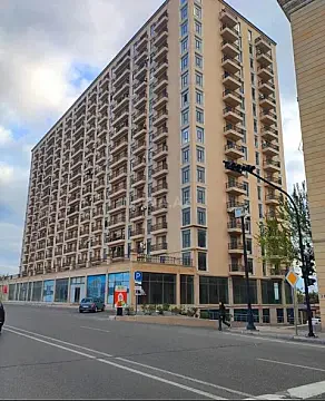 Satılır 3 otaqlı mənzil 138 m² — Bakı 3 otaq 138.00 m²