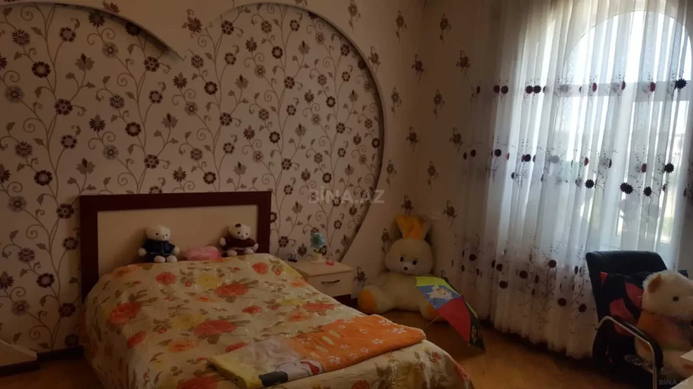 Satılır 7 otaqlı həyət evi 320 m²