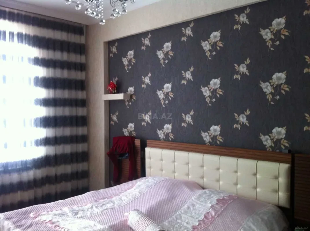 Satılır 7 otaqlı həyət evi 320 m²