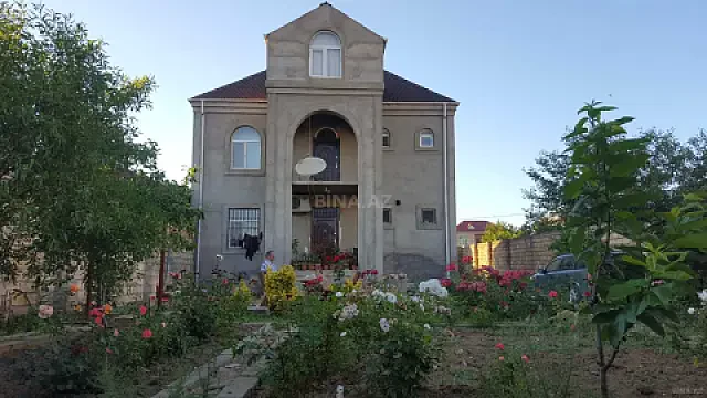 Satılır 7 otaqlı həyət evi 320 m² — Bakı, Mehdiabad 7 otaq 320.00 m²