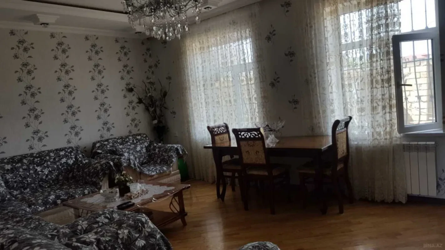 Satılır 7 otaqlı həyət evi 320 m²