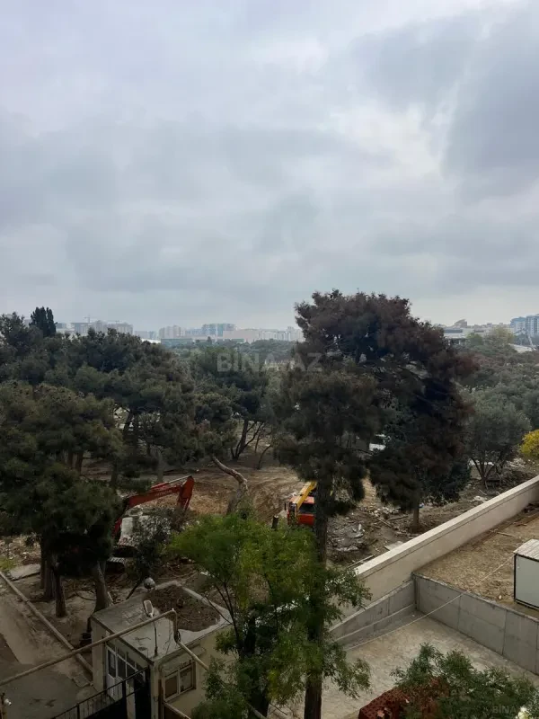Satılır 3 otaqlı mənzil 120 m²