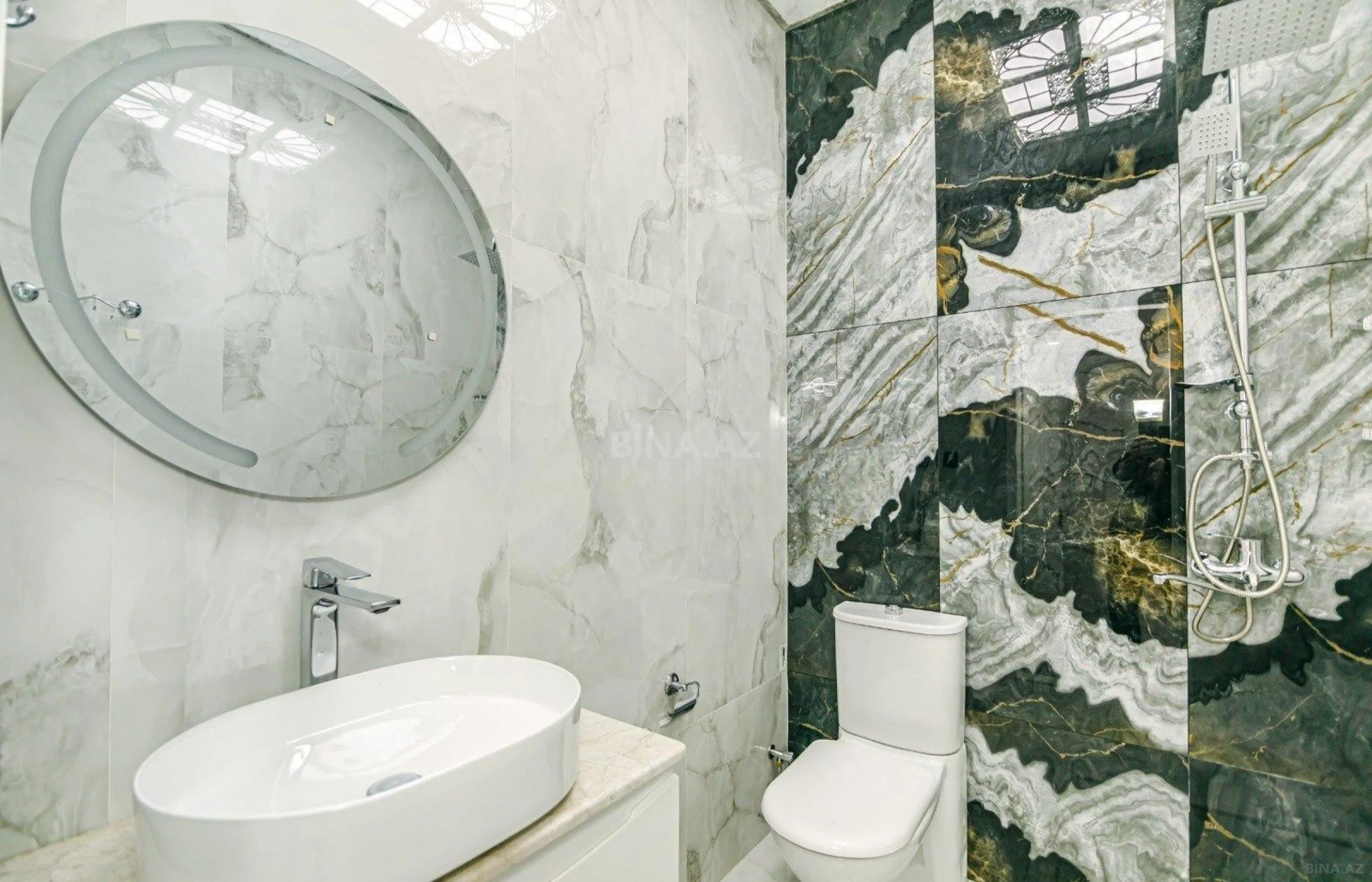 Satılır 3 otaqlı mənzil 120 m²