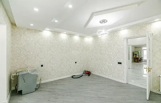 Satılır 3 otaqlı mənzil 120 m²