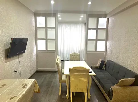 Kirayə verilir 2 otaqlı mənzil 75 m² — Bakı 2 otaq 75.00 m²