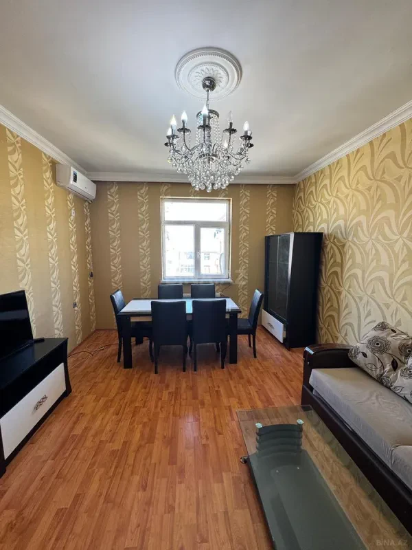 Satılır 3 otaqlı mənzil 75 m²
