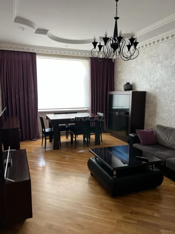 Satılır 2 otaqlı mənzil 52 m²