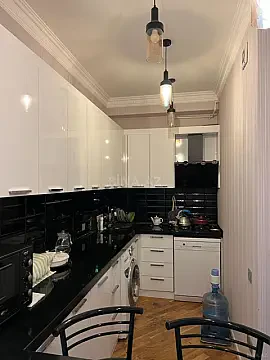 Satılır 2 otaqlı mənzil 52 m²