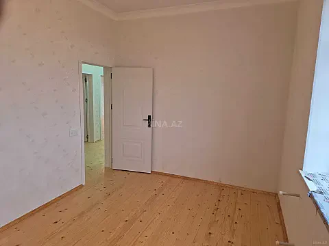 Satılır 4 otaqlı həyət evi 1.5 m²