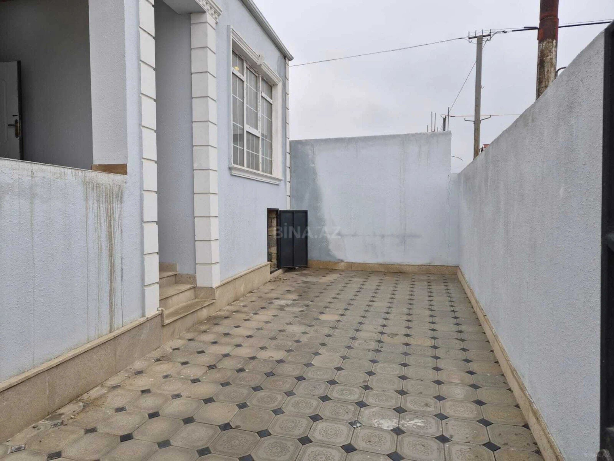 Satılır 4 otaqlı həyət evi 1.5 m²