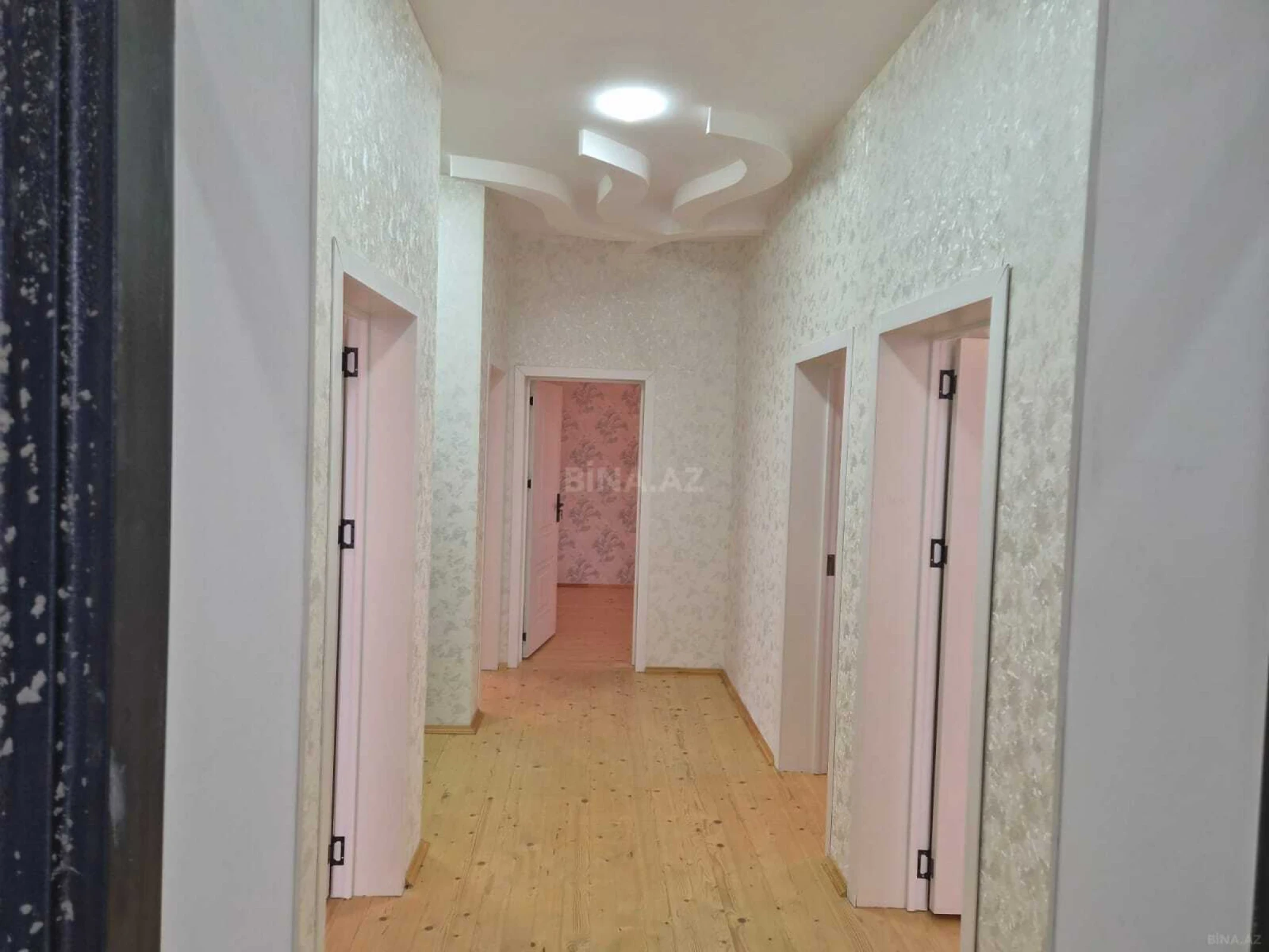 Satılır 4 otaqlı həyət evi 1.5 m²