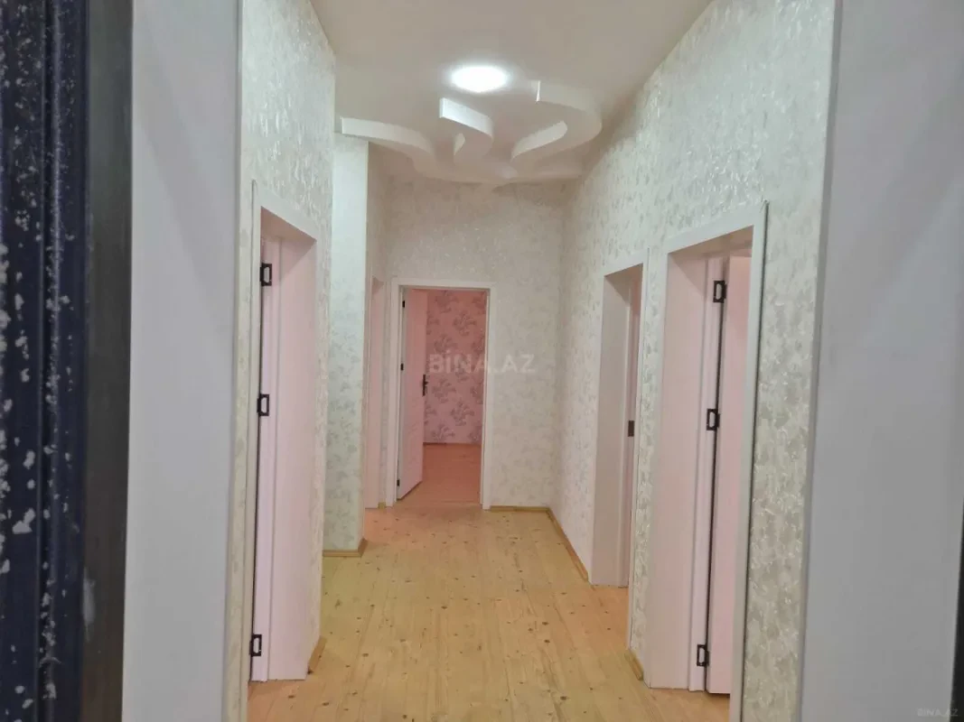 Satılır 4 otaqlı həyət evi 1.5 m²