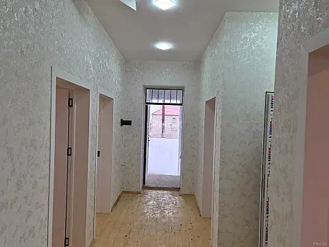 Satılır 4 otaqlı həyət evi 1.5 m²