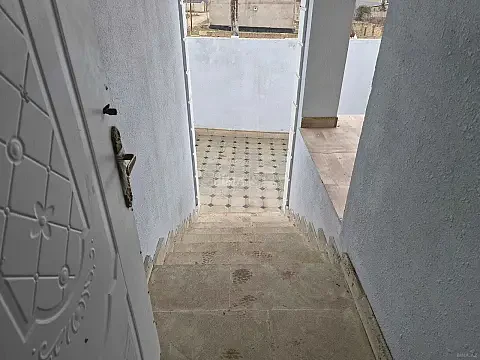 Satılır 4 otaqlı həyət evi 1.5 m²
