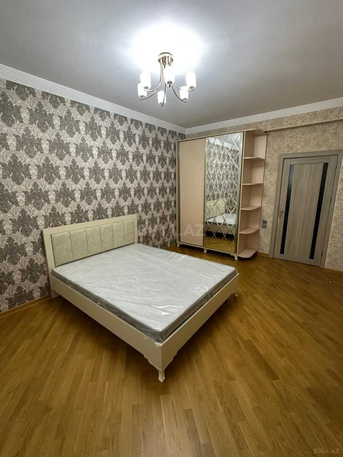 Kirayə verilir 3 otaqlı mənzil 96 m²