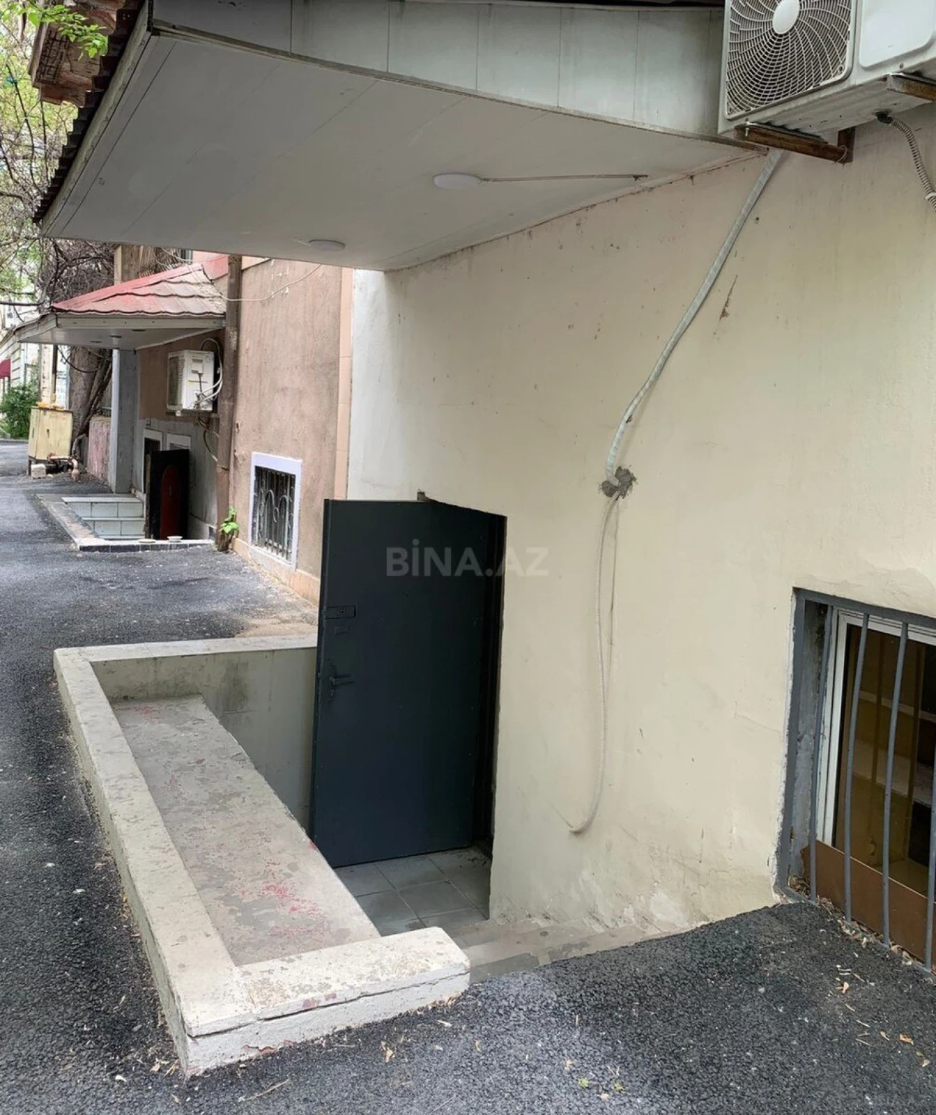 Kirayə verilir 2 otaqlı ofis 60 m²