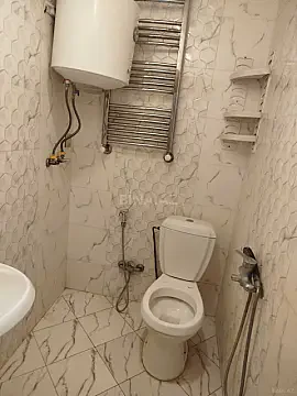 Kirayə verilir 2 otaqlı mənzil 40 m²