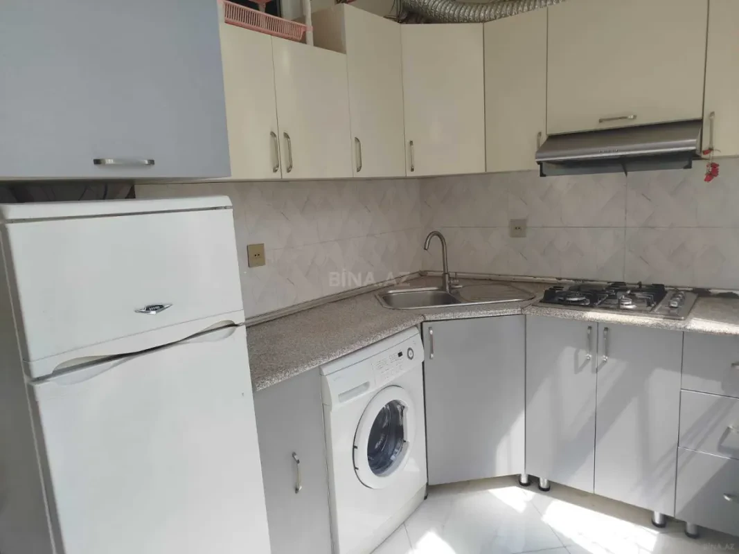 Kirayə verilir 2 otaqlı mənzil 40 m²