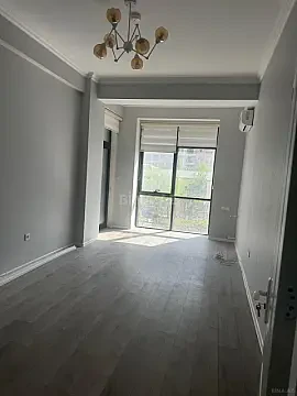 Kirayə verilir 2 otaqlı ofis 63 m²