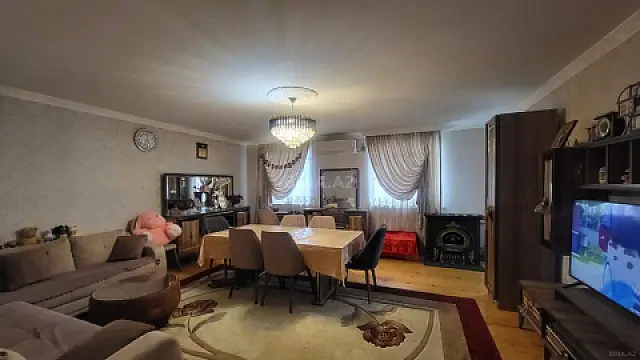 Satılır 4 otaqlı mənzil 74 m² — Gəncə 4 otaq 74.00 m²