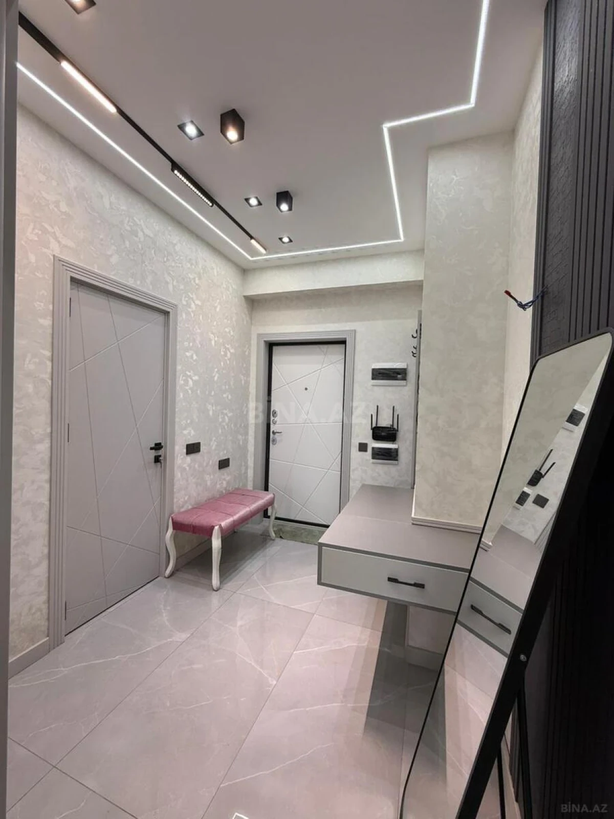 Kirayə verilir 2 otaqlı mənzil 55 m²