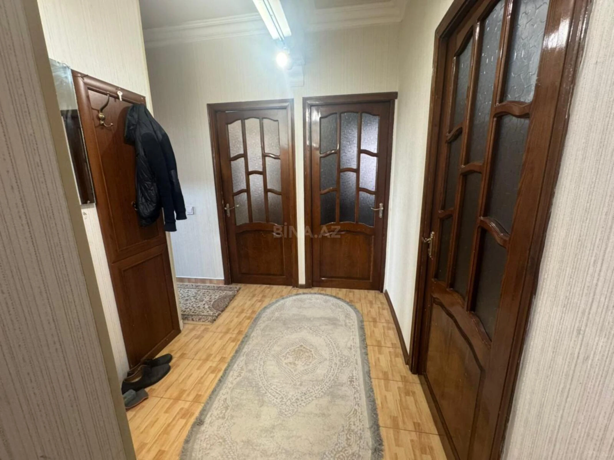 Satılır 4 otaqlı mənzil 100 m²