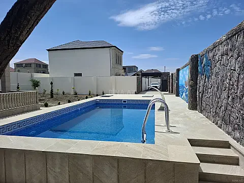 Satılır 7 otaqlı həyət evi 260 m²
