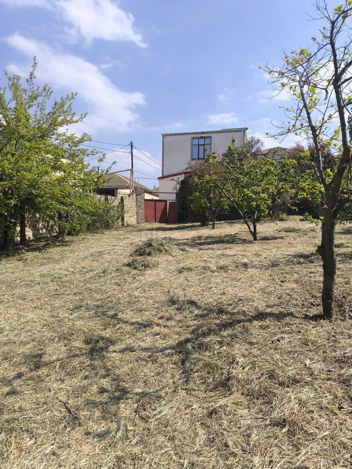 Satılır torpaq sahəsi 2 m²