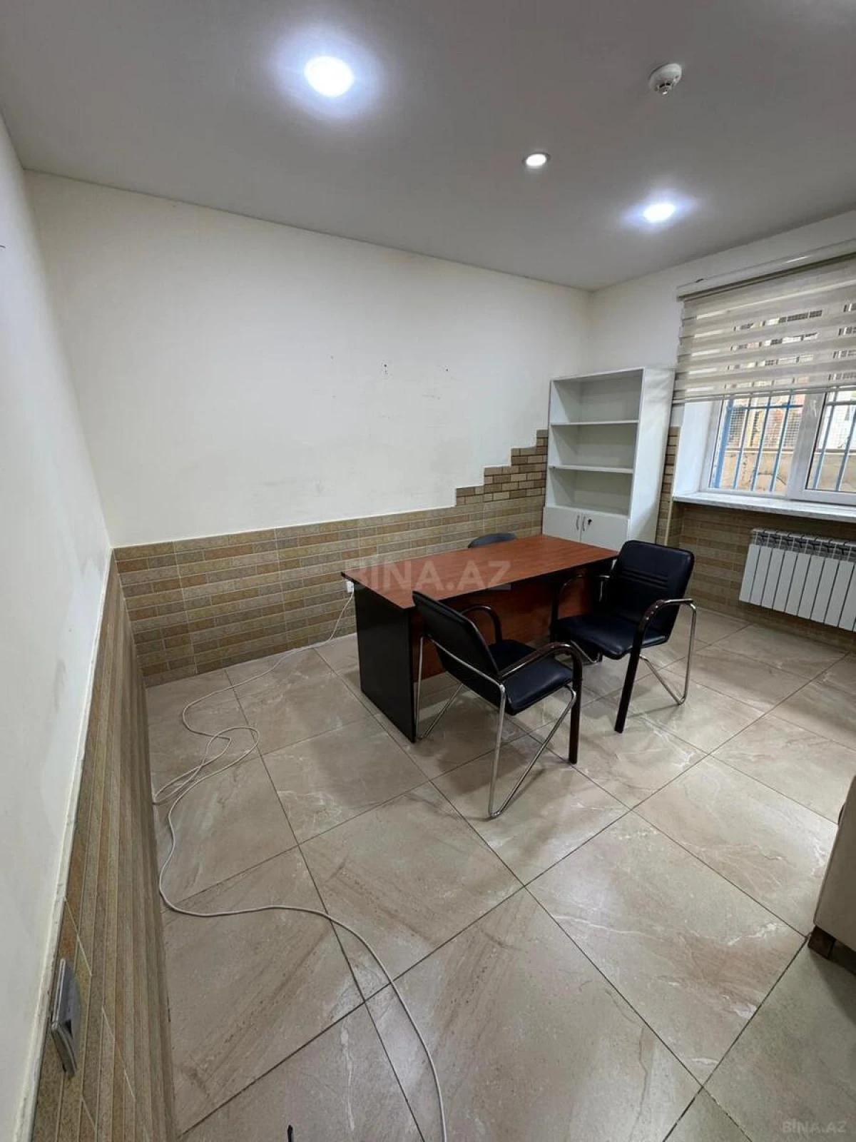 Kirayə verilir 1 otaqlı ofis 20 m²