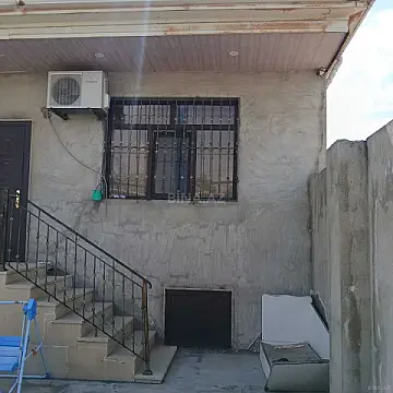 Satılır 3 otaqlı həyət evi 100 m²