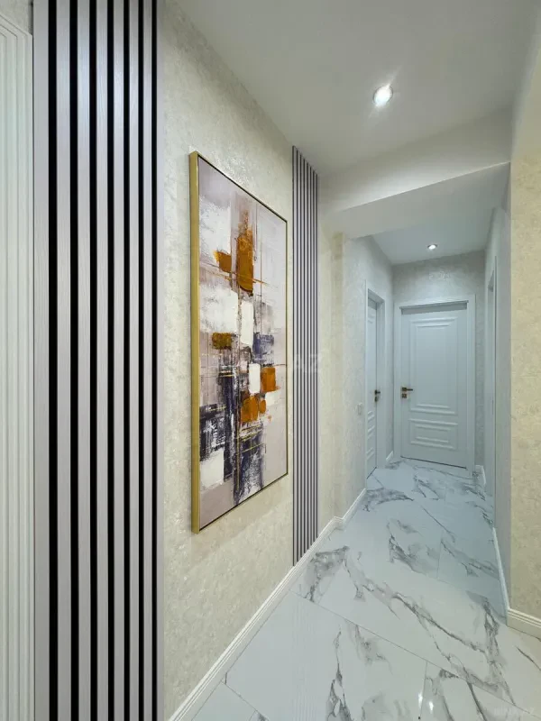 Satılır 4 otaqlı mənzil 110 m²