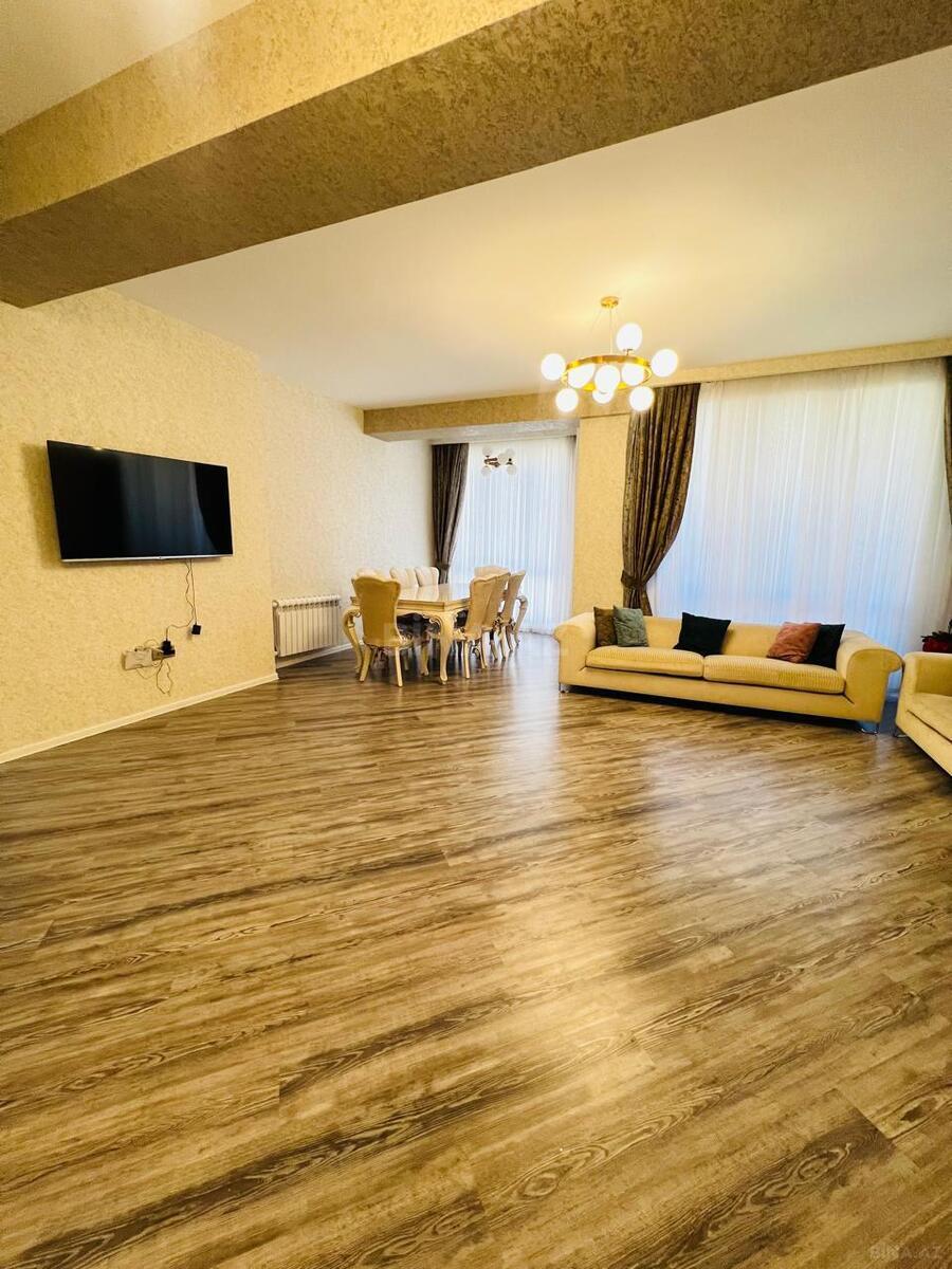 Satılır 4 otaqlı mənzil 200 m² — Bakı, Nərimanov 4 otaq 200.00 m²