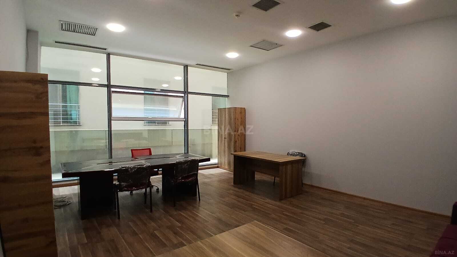 Kirayə verilir 1 otaqlı ofis 70 m² — Bakı 1 otaq 70.00 m²