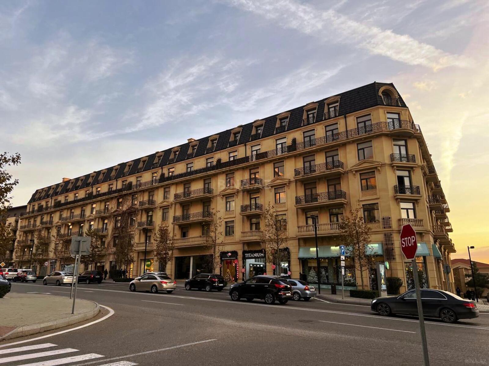 Satılır 5 otaqlı mənzil 228 m² — Bakı 5 otaq 228.00 m²