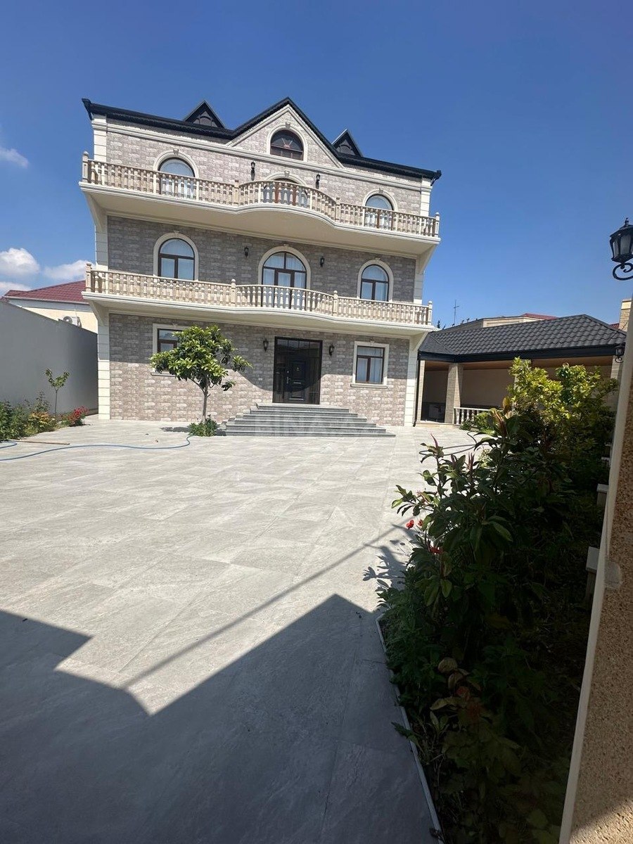 Satılır 8 otaqlı həyət evi 415 m² — Bakı, Bakıxanov 8 otaq 415.00 m²